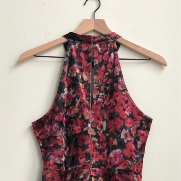 New BCBGeneration Halter Cut-out Dress Floral velvet keyhole mock neck midi - Picture 8 of 8